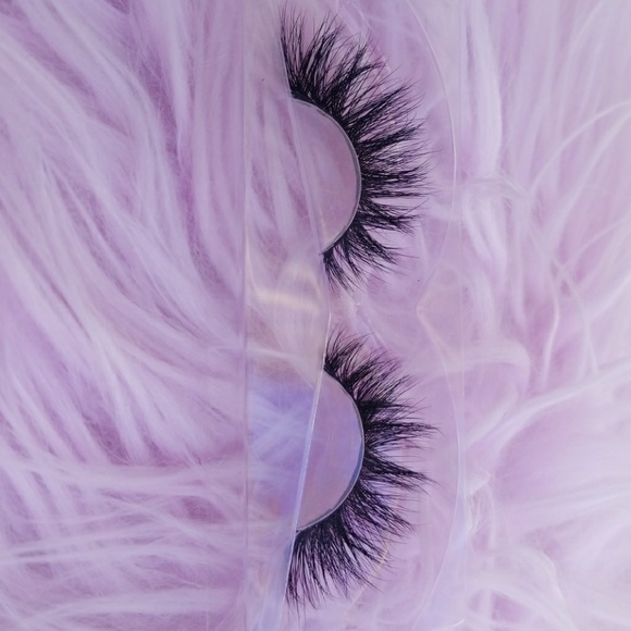 BRAND NEW UNWORN 3D MINK LASHES - Picture 3 of 4